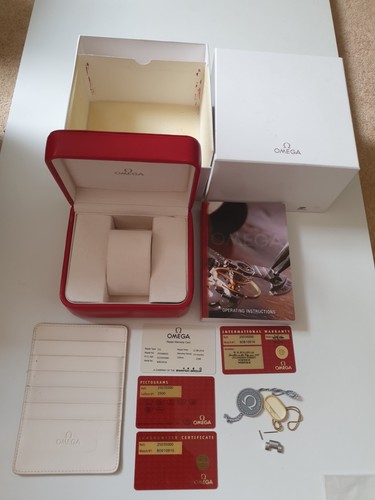 Genuine omega seamaster red - genuine,