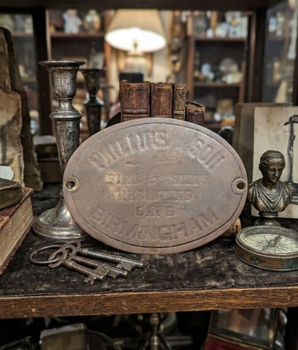Antique brass oval - brass, 5½"