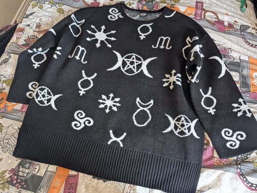 Snag size jumper occult - size, e