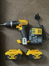 DeWalt DCD785N Cordless Compact Hammer Drill 18 Volt Li-ion 2x 2 Batteries