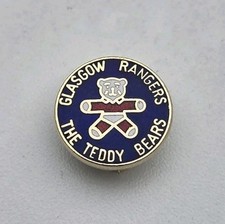 GLASGOW RANGERS THE TEDDY BEARS VINTAGE PIN BADGE RFC 
