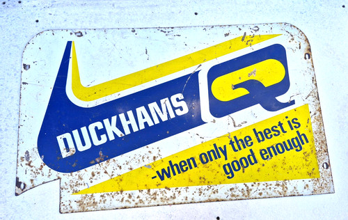 Duckhams genuine when only - q,