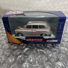 CORGI CLASSICS 58005 DIE CAST MODEL LONDON TAXI   AMERICAN AIRLINES (EX Display)