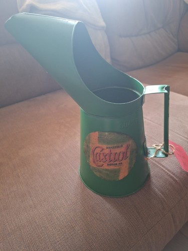 Castrol pour can - can, wakefield