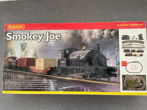 Hornby train set smokey - set, joe