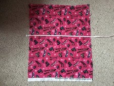 (N)Dark Pink Brushed Cotton Fabric Ski/Skateboard Design 21”x17” Square