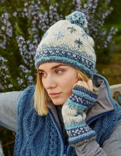 Hand knitted pachamama - hand,