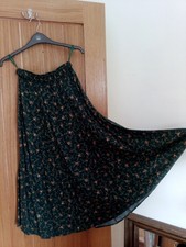 Vintage 80s/90s Laura Ashley autumn/winter full circle skirt size medium