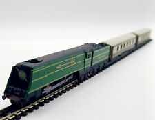Z Gauge Scale Luxury Steam Locomotive + Carriages Pullman Model Railway Train