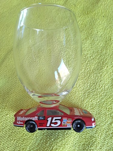 Nascar diecast motorcraft - diecast,