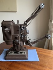 16mm movie projector ampro - movie,