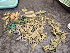 Vintage Airfix HO OO Scale British Commandos Plastic Model Figures