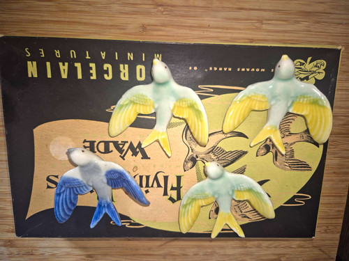 Wade flying birds - rare, 3