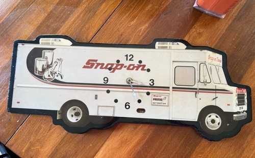Vintage 1980s wooden snap - 1980s,