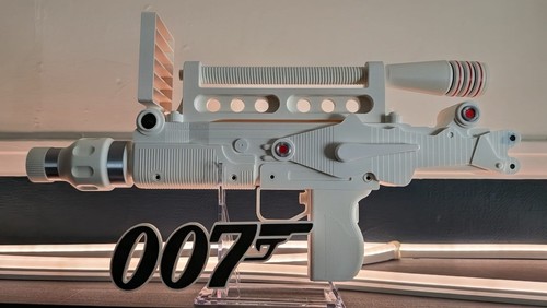 James bond 007 moonraker - james,