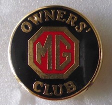 MG OWNERS CLUB Enamel BADGE Motor CAR MOTORING prongs on back