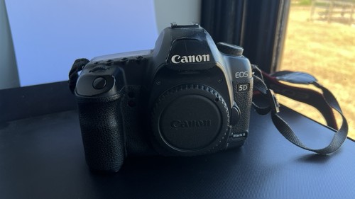 Canon eos mark digital - ii,