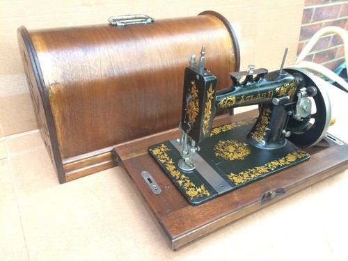 Altas vintage hand crank - d,