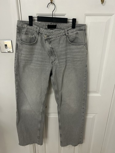 Zara straight leg jeans size - straight,