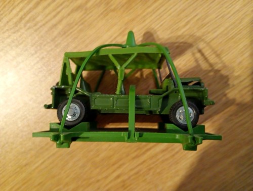 Dinky toys army mini - moke., no