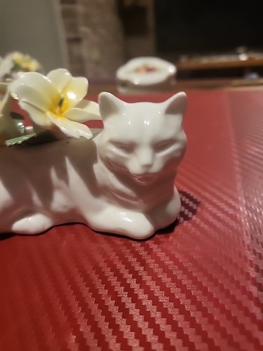 Fine bone china crown - bone,