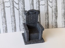 Stone Throne seat chair 1:32