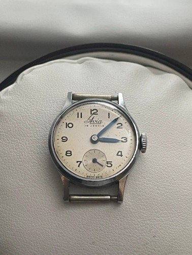 Vintage avia 15j manual wind - manual,