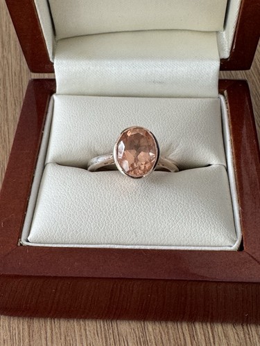 Oval peach morganite - oval,