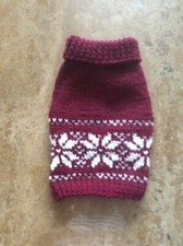 HAND KNITTED NEW PUPPY/DOG JUMPER. SIZE SMALL 12-14 INS LONG. THICK AND WARM