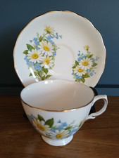Vintage Crown Royal Fine Bone China Duo Tea Cup Saucer White Blue Daisy Flowers 