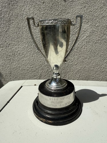 Rare vintage 1937 silver - rare,