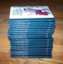 Set 19 "Felicity Learns a