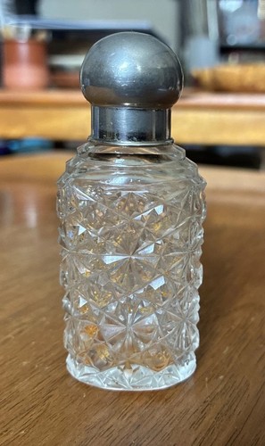 Vintage cut glass small - cut,