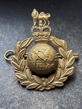Royal Marine Commando Original British Cap Badge Green Beret