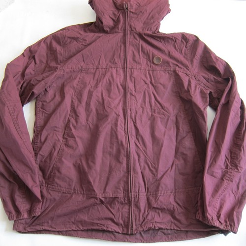 Pretty green maroon - pretty,
