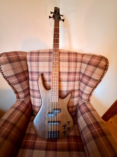 Ibanez gsr200b wnf - walnut, bass