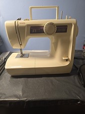 Toyota Sewing machine   RS2000