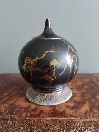 Decorative studio pottery slip - studio,