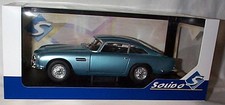 Aston Martin DB5 Metallic Blue