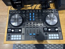 Native Instruments Traktor Kontrol S4 MK3 DJ Controller