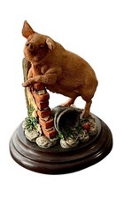 ROYAL DOULTON PIG ON A WALL