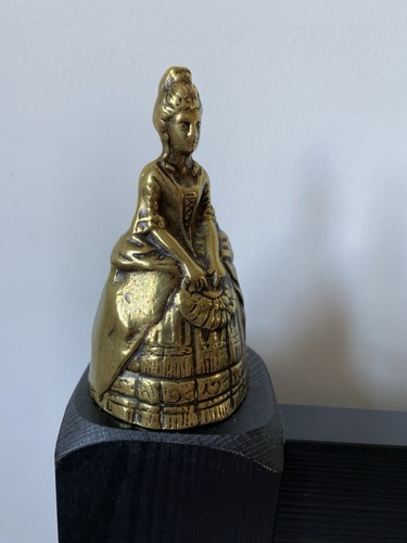 Vintage brass lady - brass, figurine