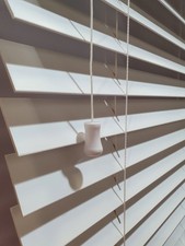 FAUX WOOD VENETIAN BLINDS