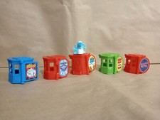 Zomlings / Zomblings houses and 1 mini figure Bundle