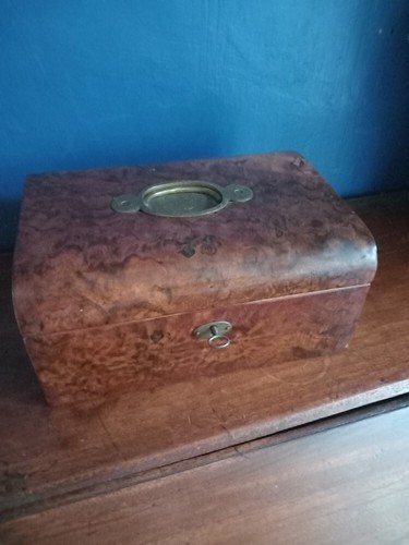 Antique 1880 burr walnut - 1880's,