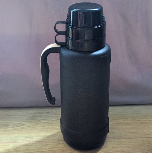 Thermos black insulated - thermos,