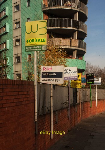 Photo 6x4 estate agents - 6x4, agents'