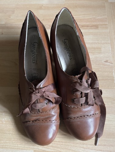 Ladies 1940 vintage style - vintage,