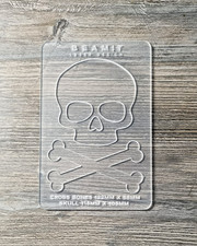 skull and cross bones inlay