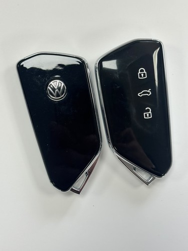 Volkswagen smart key button - volkswagen,